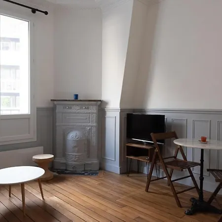 Apartment Charming Nest Near Montmartre Paris